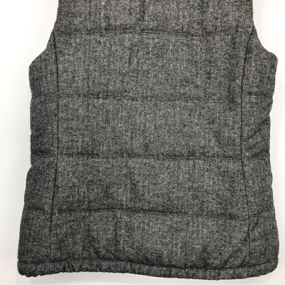 Old Navy Gray Marled Tweed Fleece Lined Zip Up Puffer Vest - Picture 10 of 16